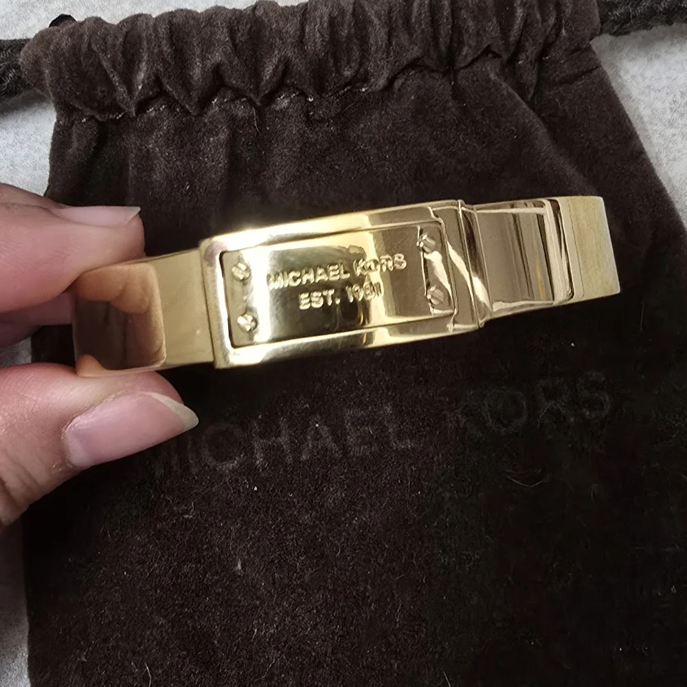 Micheal Kors Gold Bangle Bracelet - Picture 3 of 5